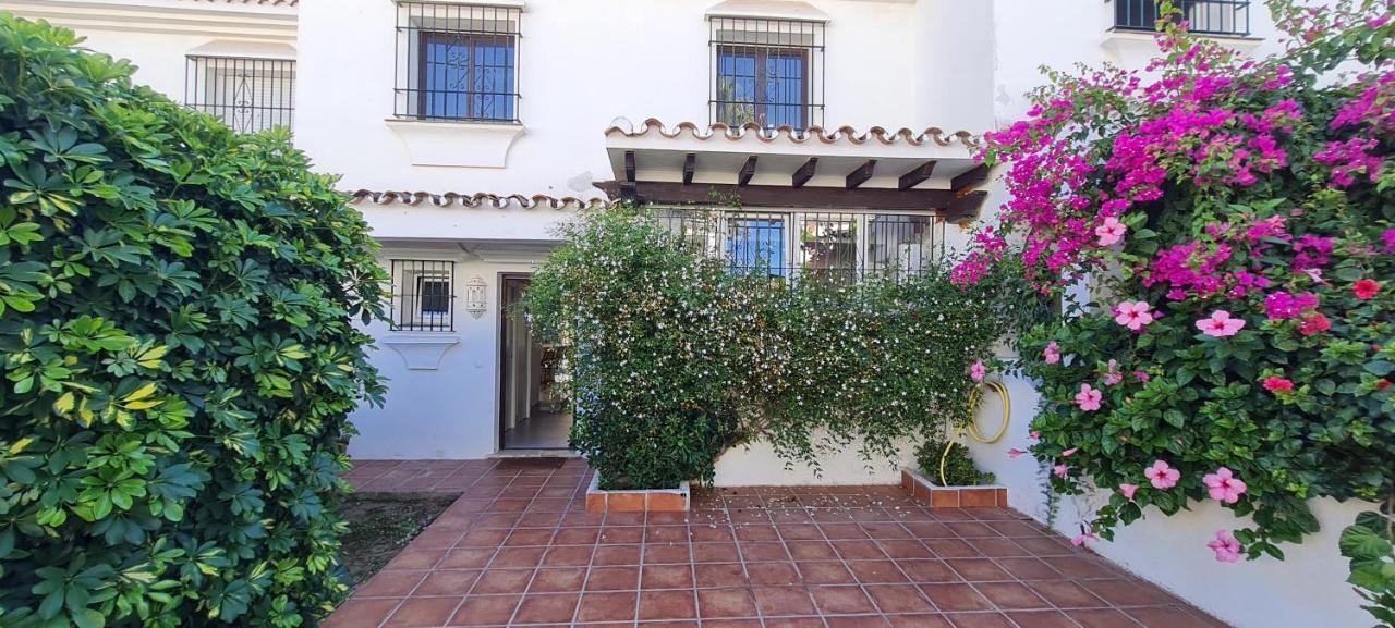 Maison Marbella Proche De La Mer Luaran gambar
