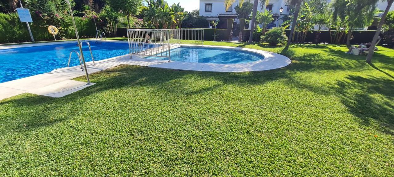 Maison Marbella Proche De La Mer Luaran gambar
