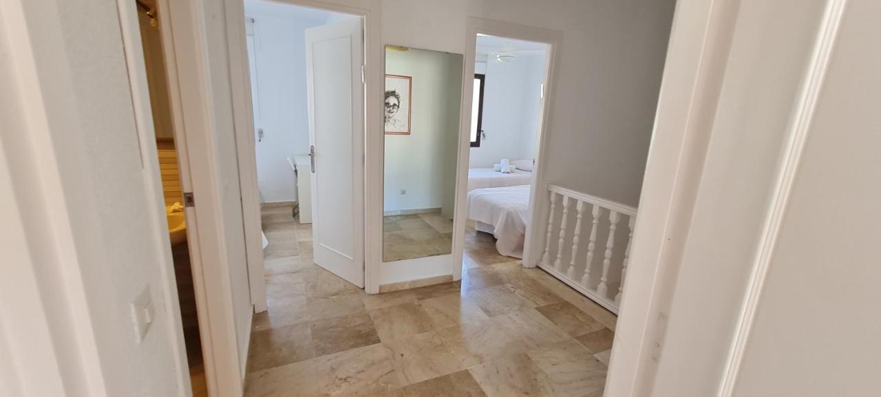 Maison Marbella Proche De La Mer Luaran gambar