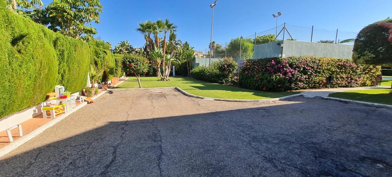 Maison Marbella Proche De La Mer Luaran gambar