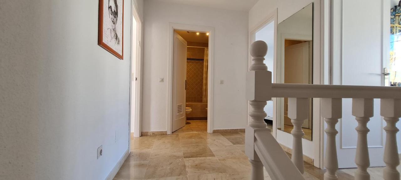 Maison Marbella Proche De La Mer Luaran gambar