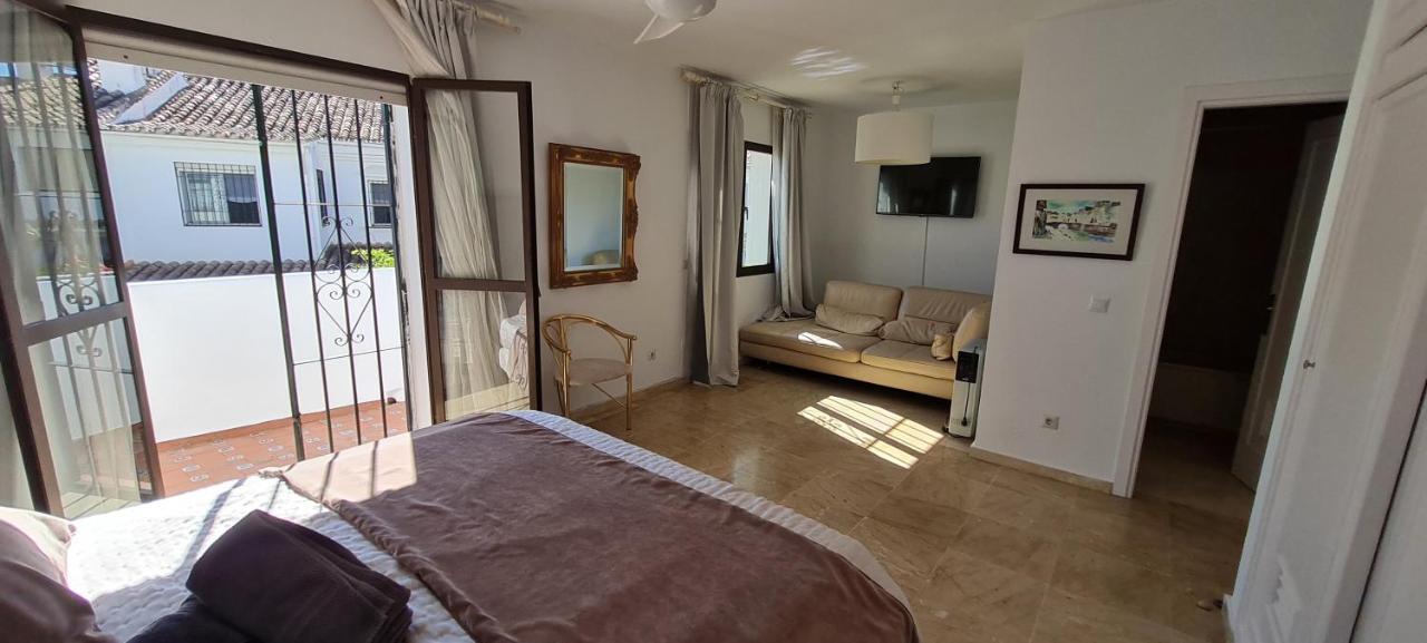 Maison Marbella Proche De La Mer Luaran gambar