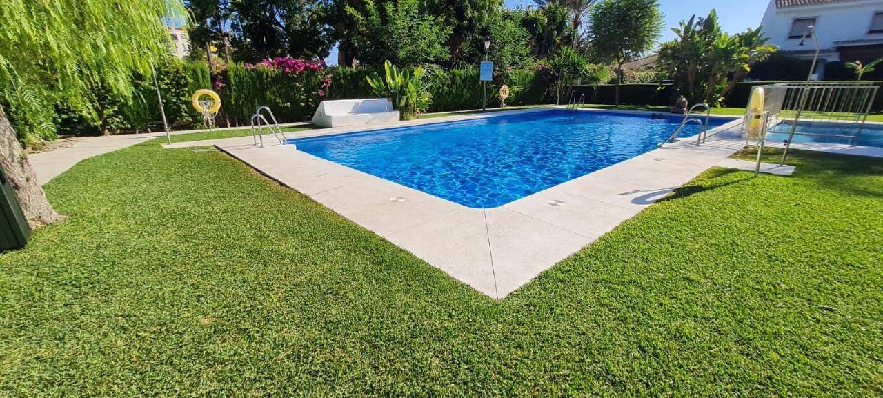 Maison Marbella Proche De La Mer Luaran gambar